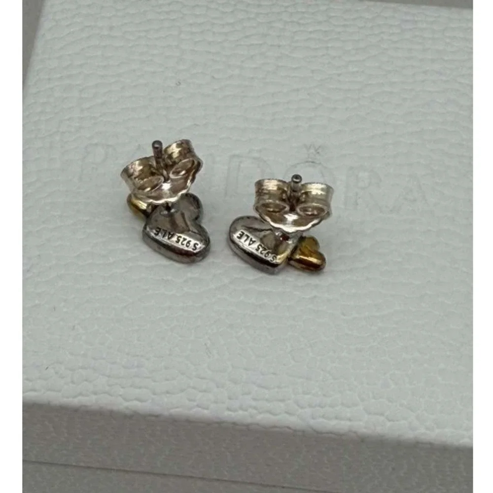 Pandora authentic stud